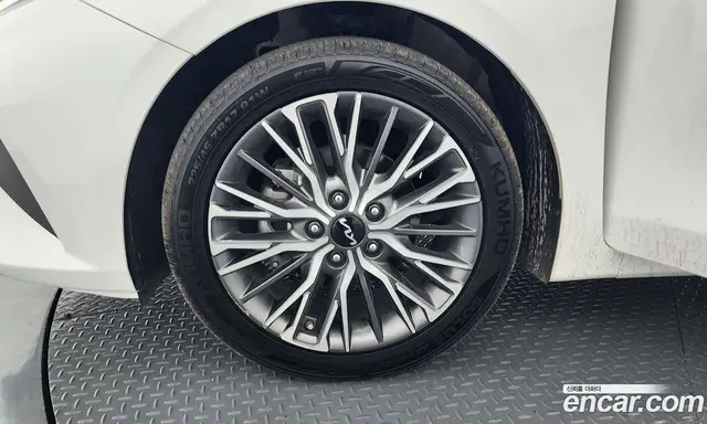 Kia K3 2023 1.6 автомат (гидро), миниатюра 5