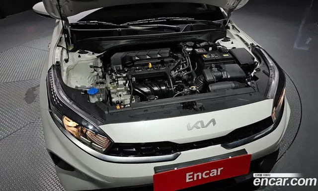 Kia K3 2023 1.6 автомат (гидро), миниатюра 6