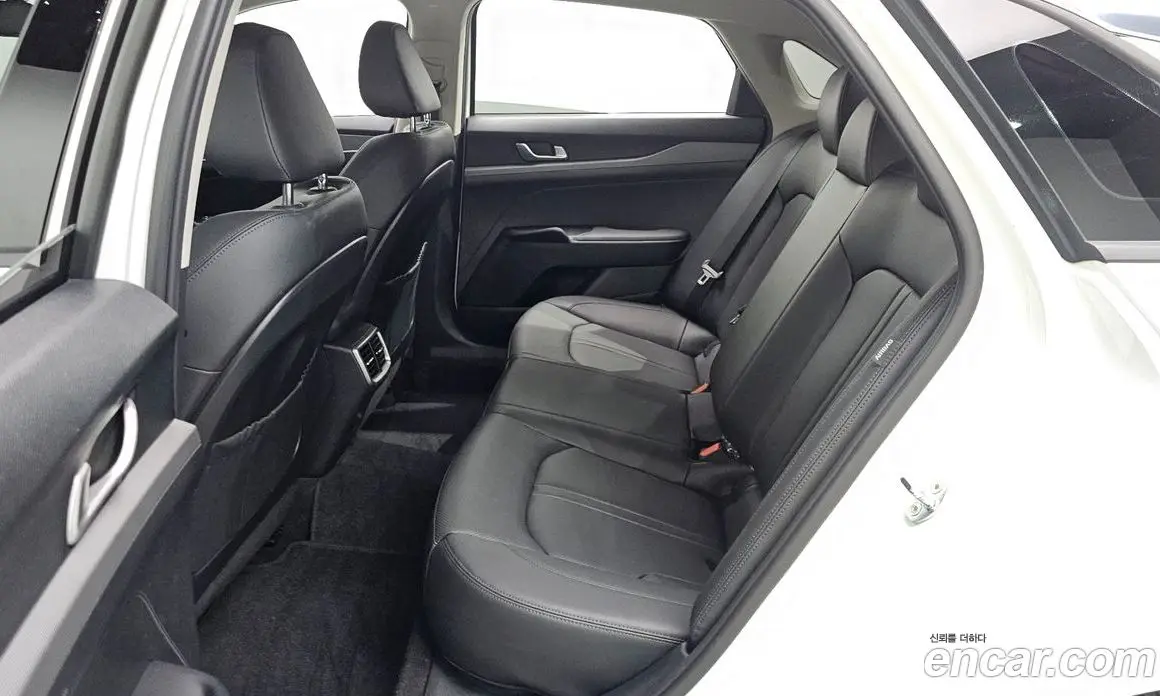 Kia K5 (Optima) 2023 2.0 автомат (гидро), фото 16 Kia K5 (Optima) 2023 2.0 автомат (гидро), фото 16