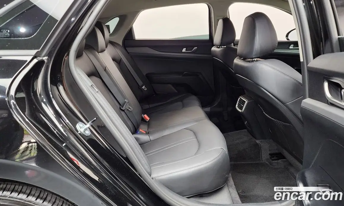 Kia K5 (Optima) 2025 2.0 автомат (гидро), фото 17 Kia K5 (Optima) 2025 2.0 автомат (гидро), фото 17