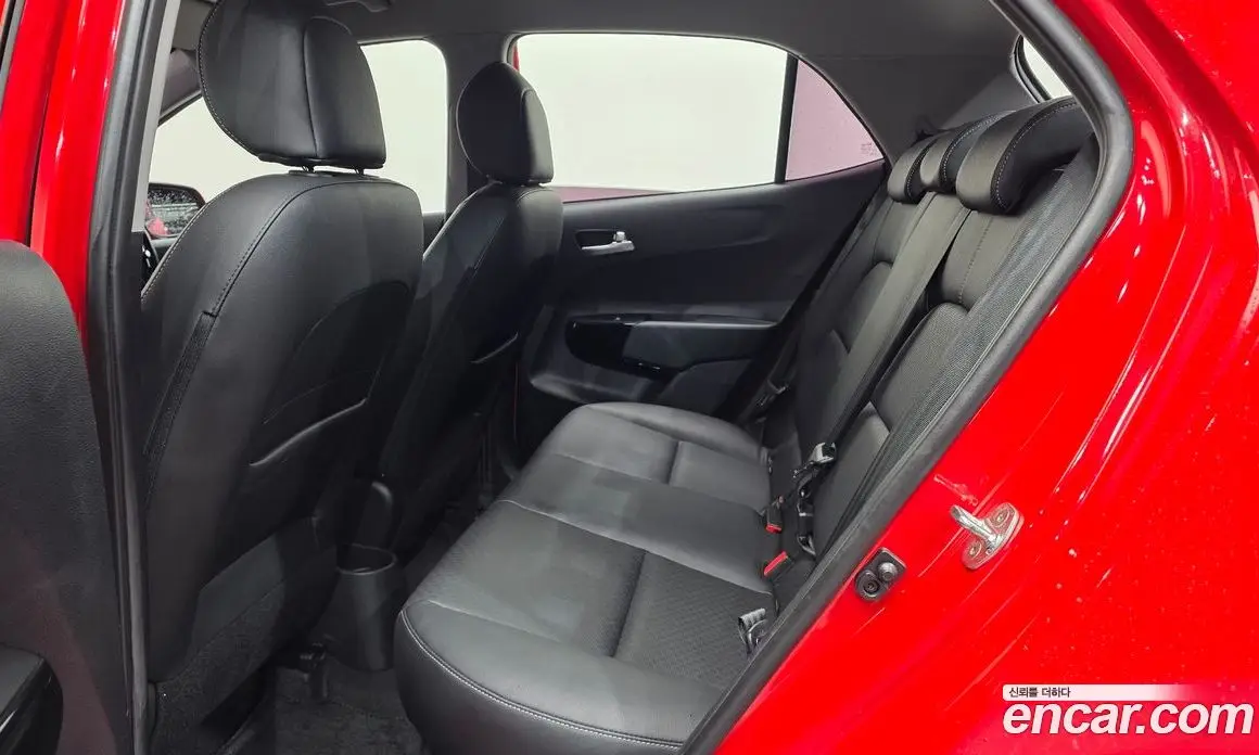 Kia Morning 2018 1.0 автомат (гидро), фото 18 Kia Morning 2018 1.0 автомат (гидро), фото 18