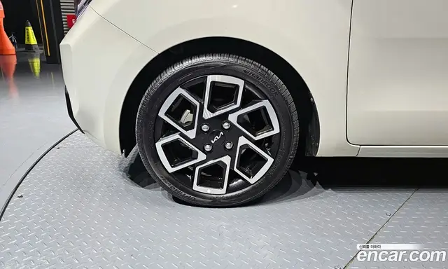 Kia Ray 2023 1.0 автомат (гидро), миниатюра 5