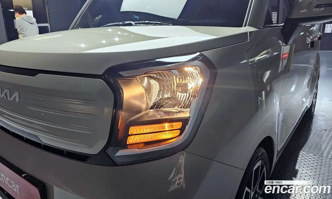 Kia Ray 2023 1.0 автомат (гидро), фото 8