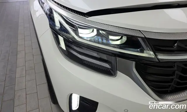 Kia Seltos 2022 2.0 автомат (гидро), миниатюра 8
