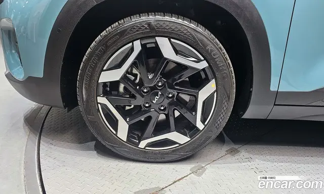 Kia Seltos 2024 1.6 автомат (гидро), миниатюра 5