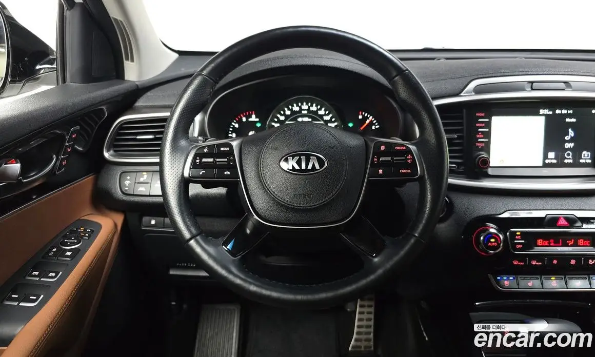 Kia Sorento 2019 2.0 автомат (гидро), фото 18 Kia Sorento 2019 2.0 автомат (гидро), фото 18