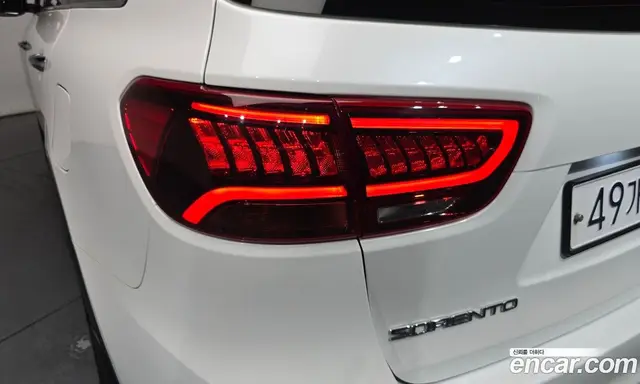Kia Sorento 2019 2.0 автомат (гидро), миниатюра 8 Kia Sorento 2019 2.0 автомат (гидро), миниатюра 8