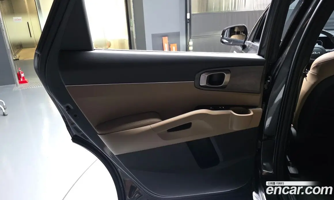 Kia Sorento 2023 1.6 автомат (гидро), фото 15 Kia Sorento 2023 1.6 автомат (гидро), фото 15
