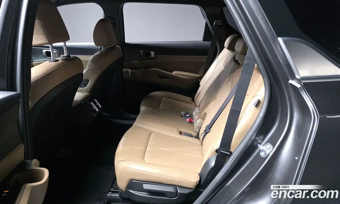 Kia Sorento 2023 1.6 автомат (гидро), фото 16 Kia Sorento 2023 1.6 автомат (гидро), фото 16