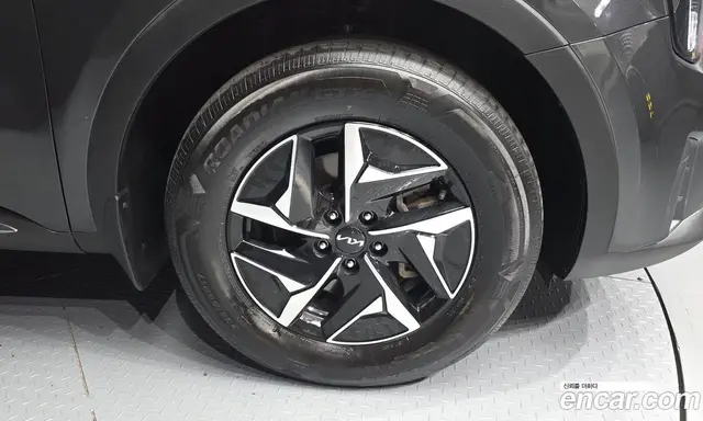 Kia Sorento 2023 1.6 автомат (гидро), миниатюра 5 Kia Sorento 2023 1.6 автомат (гидро), миниатюра 5
