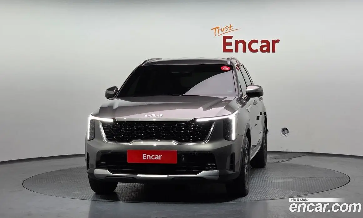 Kia Sorento 2023 1.6 автомат (гидро), фото 3