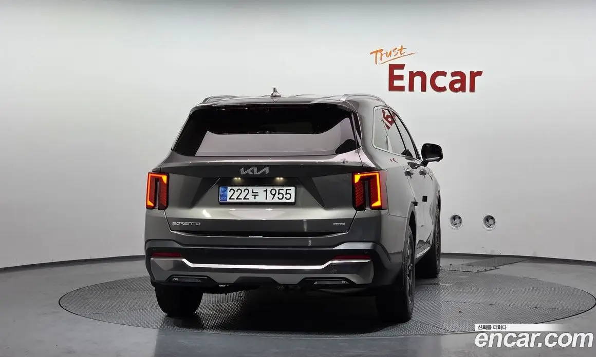 Kia Sorento 2023 1.6 автомат (гидро), фото 4
