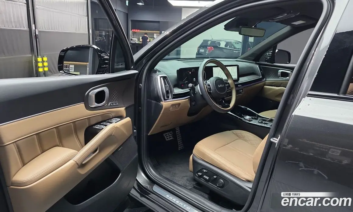 Kia Sorento 2023 1.6 автомат (гидро), фото 13