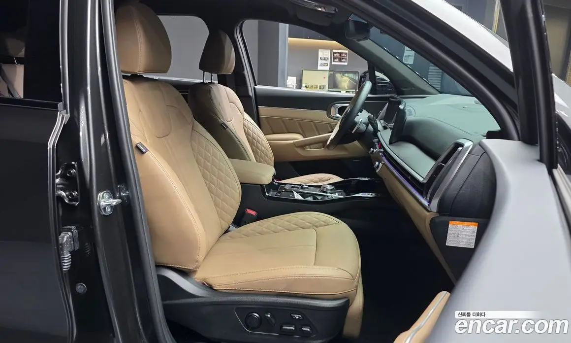 Kia Sorento 2023 1.6 автомат (гидро), фото 17