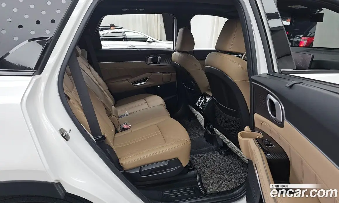 Kia Sorento 2024 2.5 автомат (гидро), фото 18 Kia Sorento 2024 2.5 автомат (гидро), фото 18