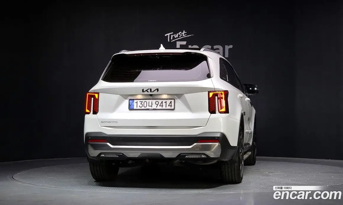 Kia Sorento 2024 2.5 автомат (гидро), фото 4 Kia Sorento 2024 2.5 автомат (гидро), фото 4