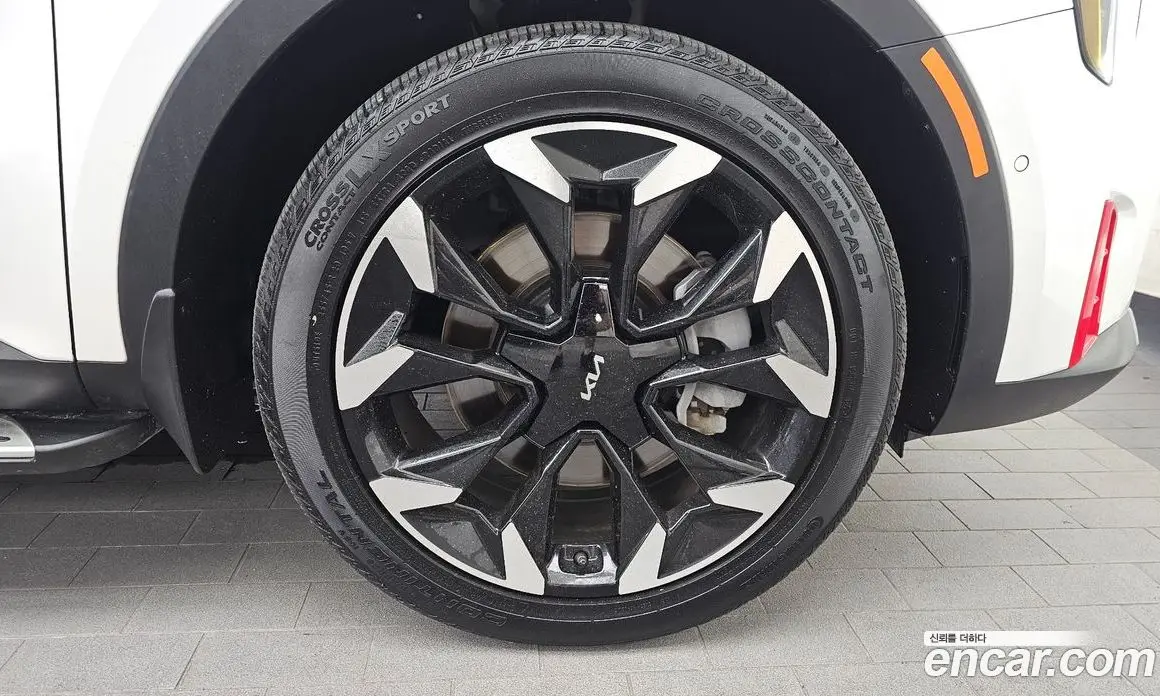 Kia Sorento 2024 2.5 автомат (гидро), фото 7 Kia Sorento 2024 2.5 автомат (гидро), фото 7