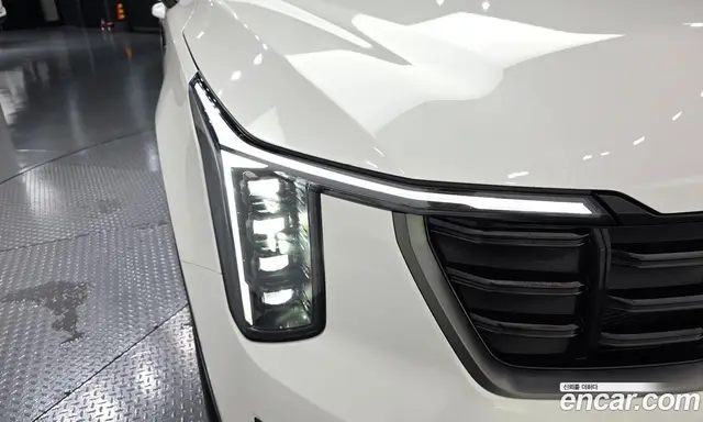 Kia Sorento 2025 1.6 автомат (гидро), миниатюра 8