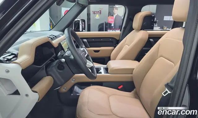 Land Rover Defender 2026 3.0 автомат (гидро), миниатюра 3