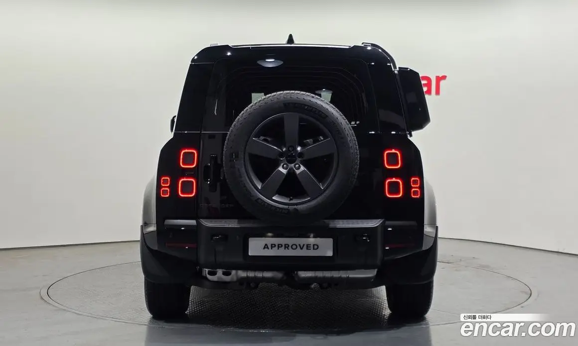 Land Rover Defender 2026 3.0 автомат (гидро), фото 6
