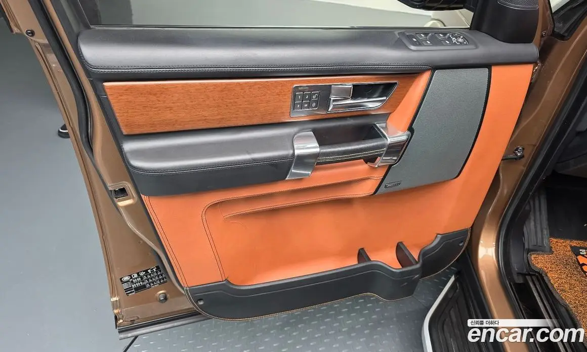 Land Rover Discovery 2016 3.0 автомат (гидро), фото 13 Land Rover Discovery 2016 3.0 автомат (гидро), фото 13