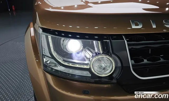 Land Rover Discovery 2016 3.0 автомат (гидро), миниатюра 7 Land Rover Discovery 2016 3.0 автомат (гидро), миниатюра 7