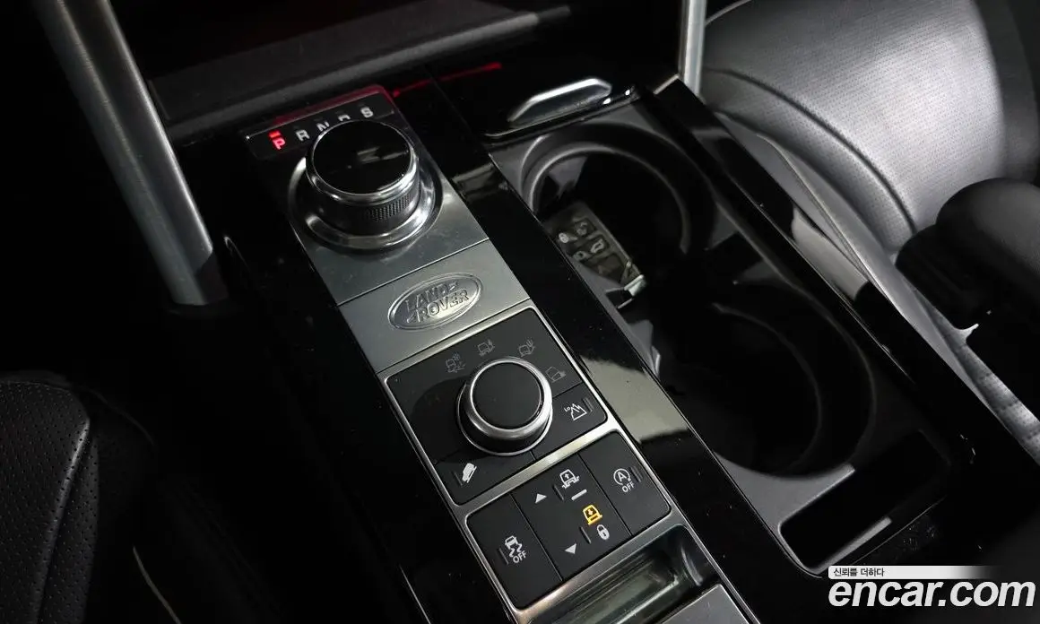 Land Rover Discovery 2019 3.0 автомат (гидро), фото 12