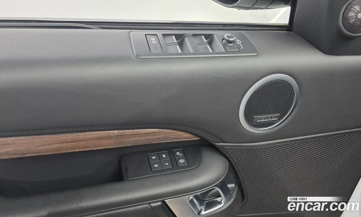 Land Rover Discovery 2019 3.0 автомат (гидро), фото 20