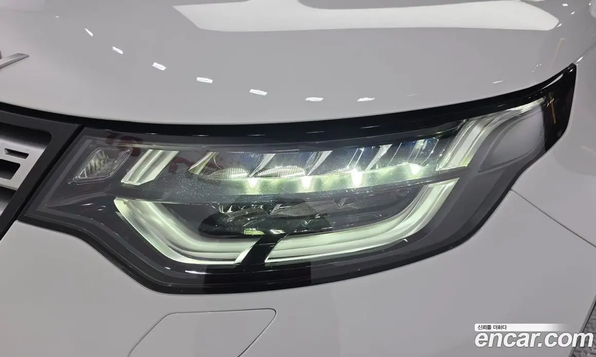 Land Rover Discovery 2019 3.0 автомат (гидро), фото 8