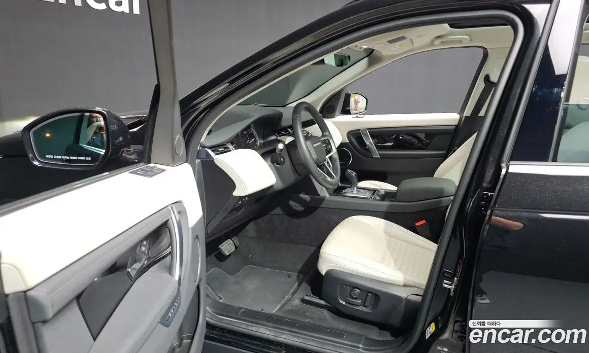 Land Rover Discovery Sport 2022 2.0 автомат (гидро), фото 13