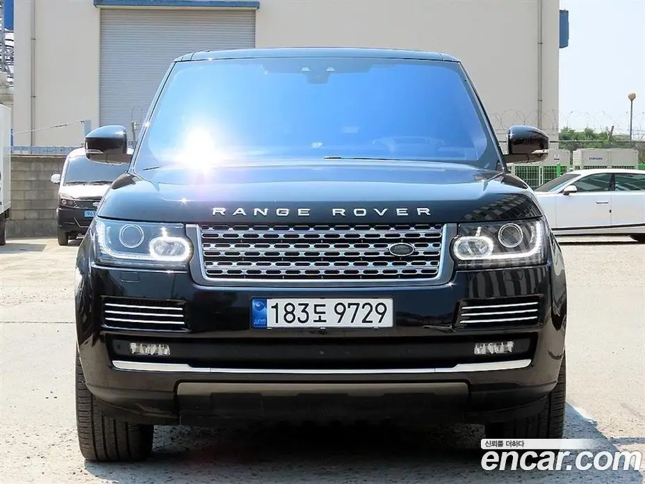 Land Rover Range Rover 2017 4.4 автомат (гидро), фото 1 Land Rover Range Rover 2017 4.4 автомат (гидро), фото 1