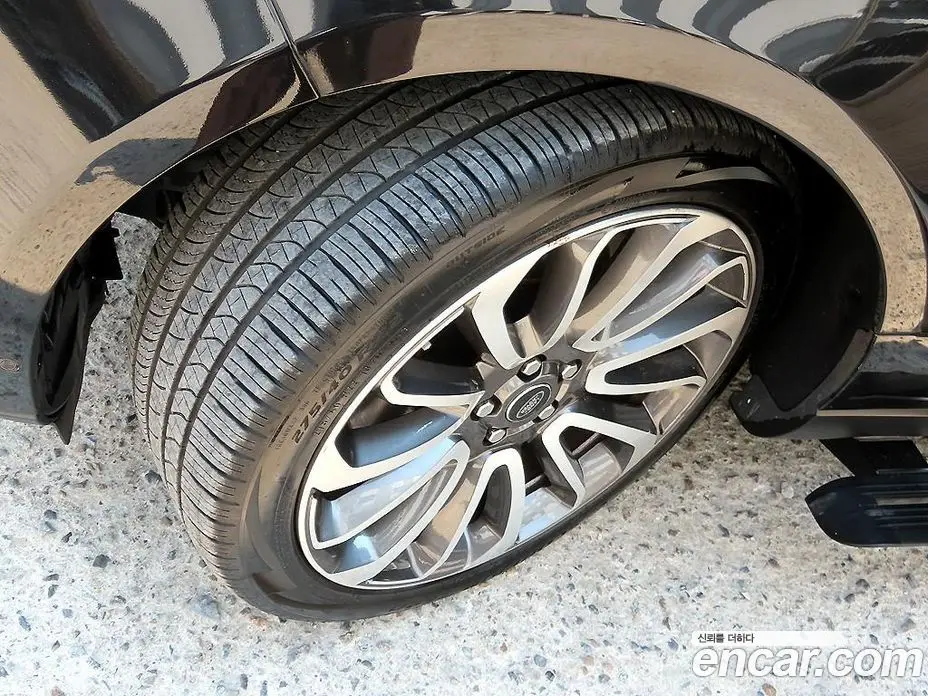 Land Rover Range Rover 2017 4.4 автомат (гидро), фото 20 Land Rover Range Rover 2017 4.4 автомат (гидро), фото 20