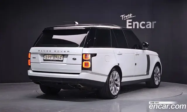 Land Rover Range Rover 2018 4.4 автомат (гидро), миниатюра 2
