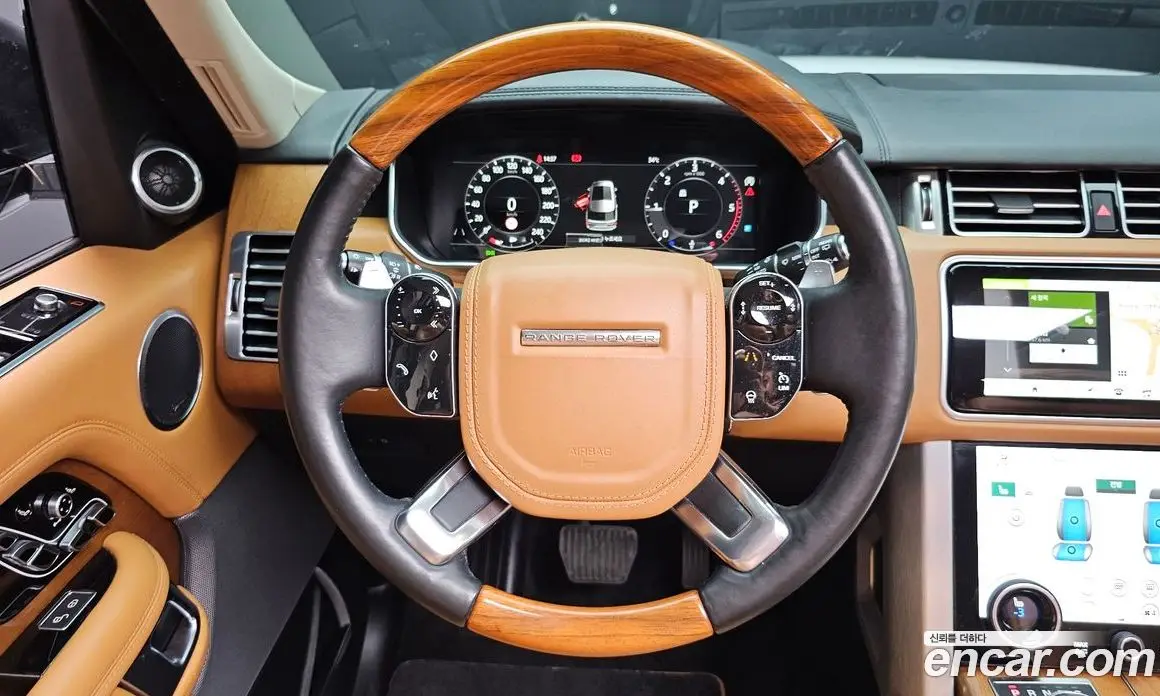 Land Rover Range Rover 2018 4.4 автомат (гидро), фото 18