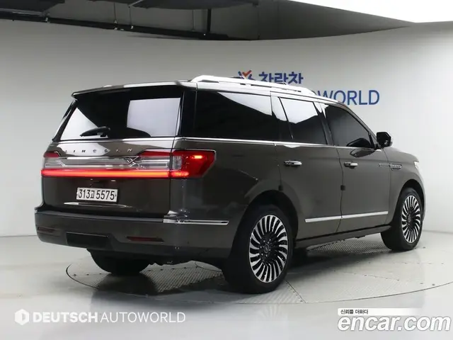 Lincoln Navigator 2019 3.5 автомат (гидро), миниатюра 2