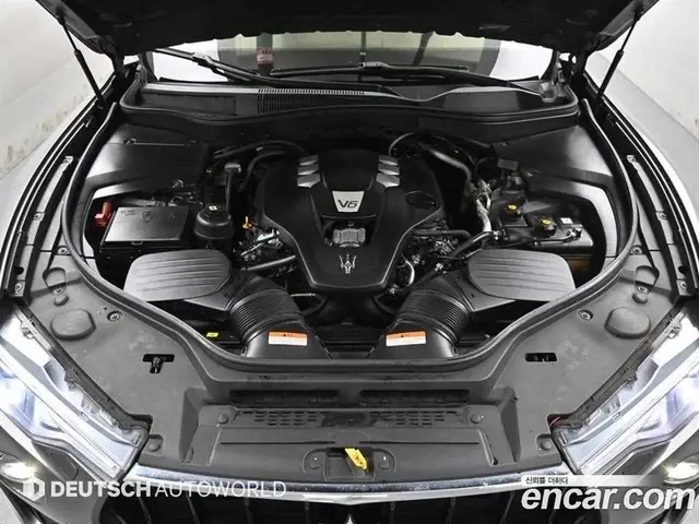 Maserati Levante 2017 3.0 автомат (гидро), миниатюра 6