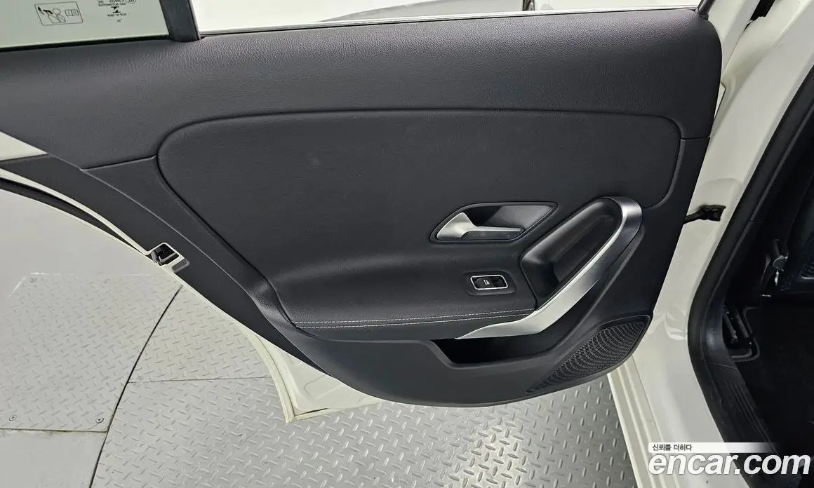 Mercedes-Benz A-Class 2021 2.0 автомат (гидро), фото 15 Mercedes-Benz A-Class 2021 2.0 автомат (гидро), фото 15