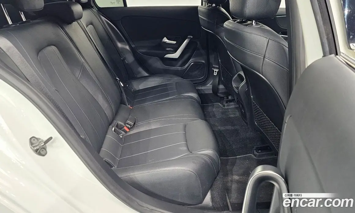Mercedes-Benz A-Class 2021 2.0 автомат (гидро), фото 16 Mercedes-Benz A-Class 2021 2.0 автомат (гидро), фото 16