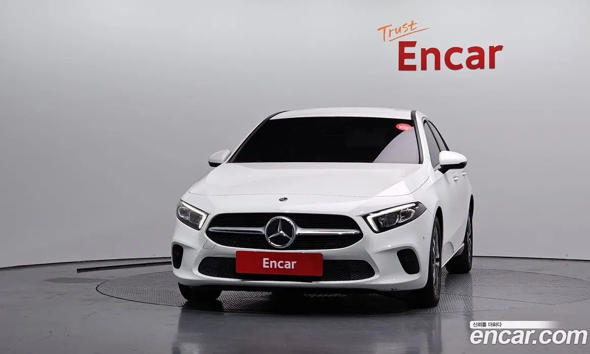Mercedes-Benz A-Class 2021 2.0 автомат (гидро), фото 3 Mercedes-Benz A-Class 2021 2.0 автомат (гидро), фото 3