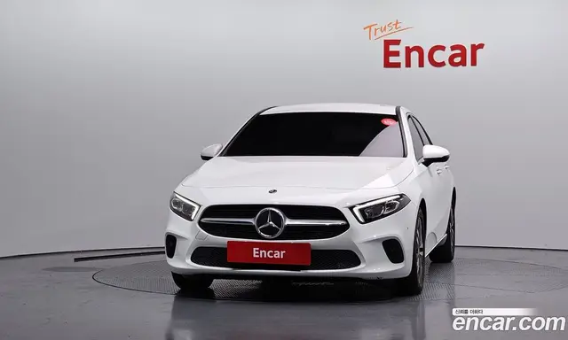 Mercedes-Benz A-Class 2021 2.0 автомат (гидро), миниатюра 3 Mercedes-Benz A-Class 2021 2.0 автомат (гидро), миниатюра 3
