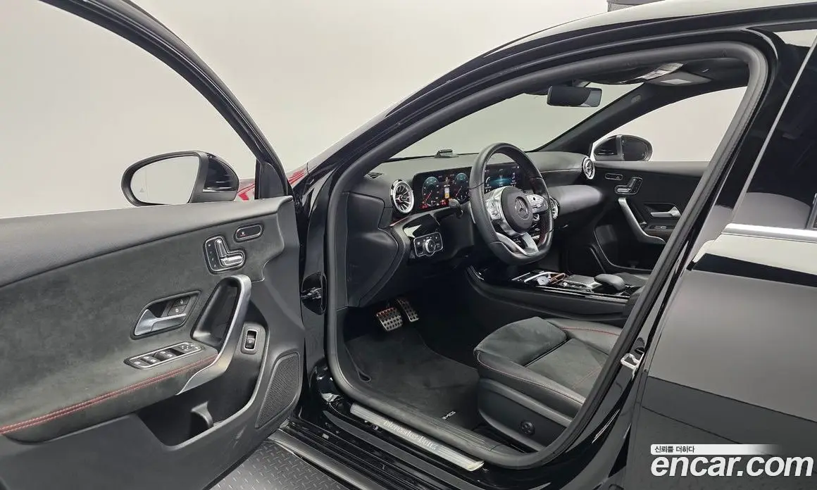 Mercedes-Benz A-Class 2022 2.0 автомат (гидро), фото 13 Mercedes-Benz A-Class 2022 2.0 автомат (гидро), фото 13