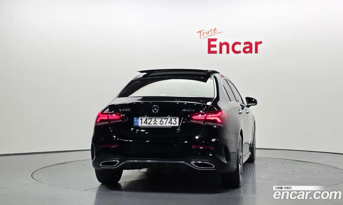 Mercedes-Benz A-Class 2022 2.0 автомат (гидро), фото 4 Mercedes-Benz A-Class 2022 2.0 автомат (гидро), фото 4