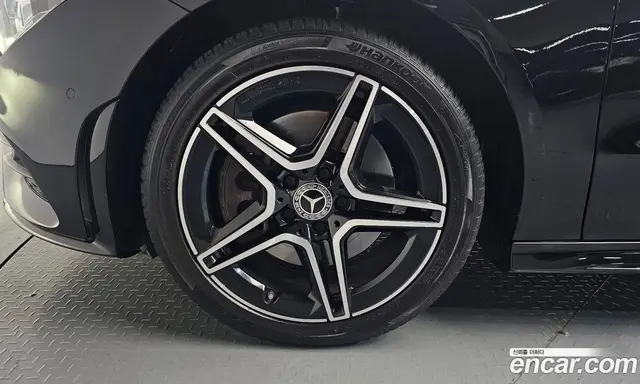 Mercedes-Benz CLA-Class 2021 2.0 автомат (гидро), миниатюра 5
