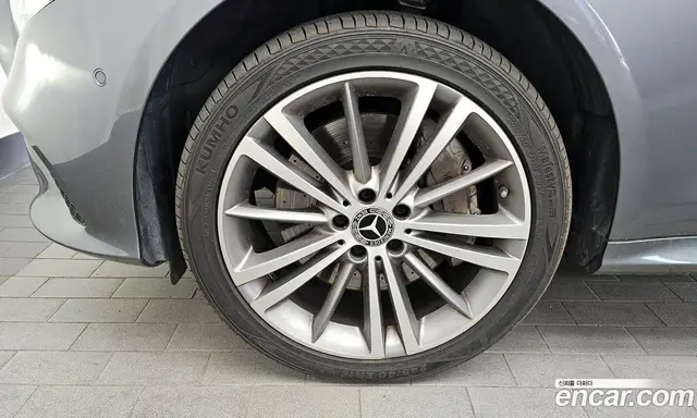 Mercedes-Benz CLS-Class 2018 2.9 автомат (гидро), миниатюра 5