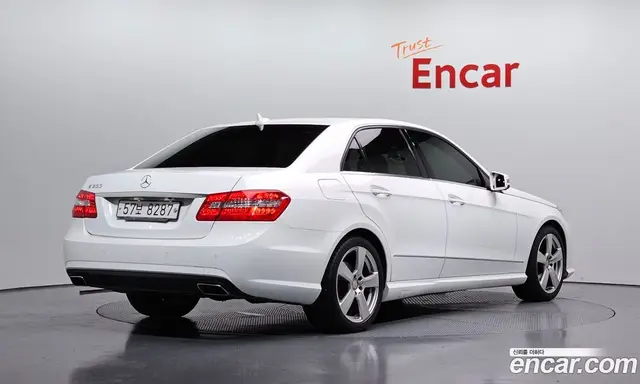 Mercedes-Benz E-Class, 2013, 59 911 км