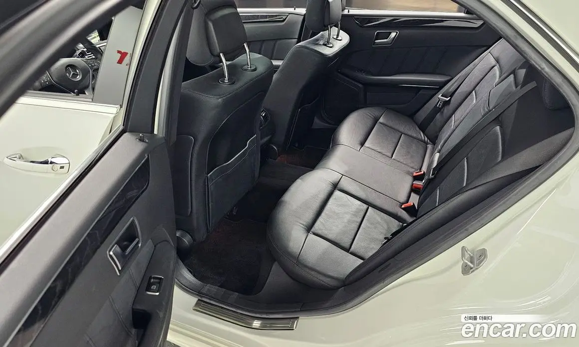Mercedes-Benz E-Class 2013 3.5 автомат (гидро), фото 17