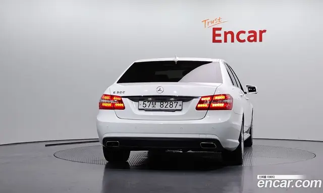Mercedes-Benz E-Class 2013 3.5 автомат (гидро), миниатюра 3