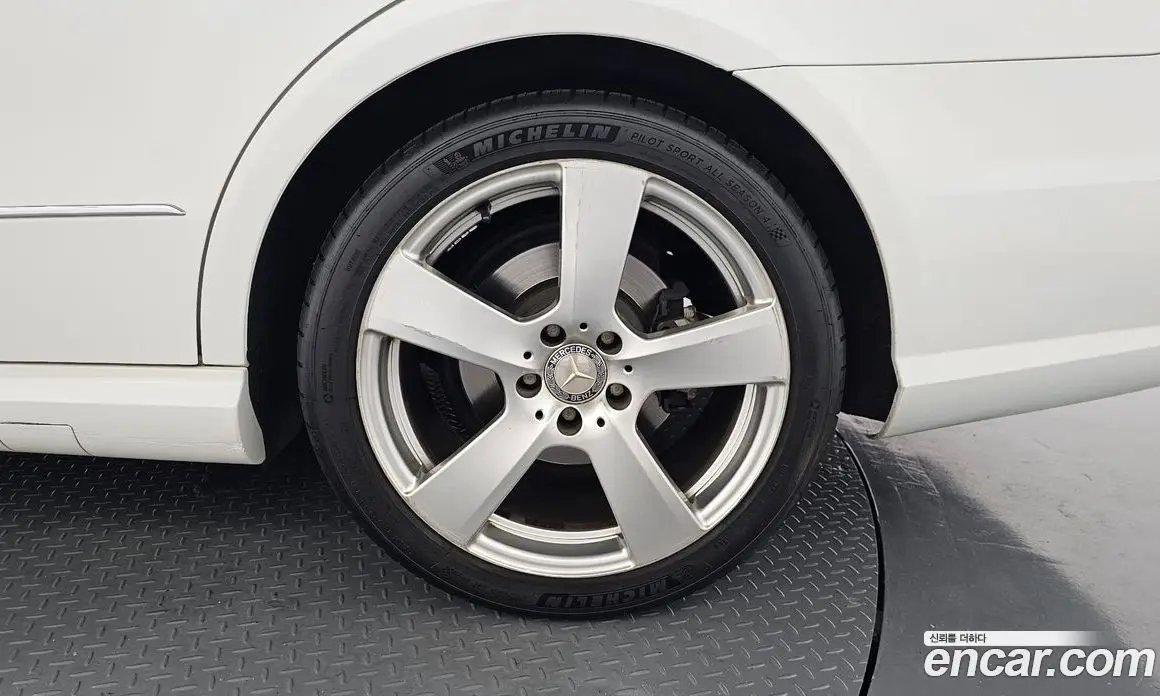 Mercedes-Benz E-Class 2013 3.5 автомат (гидро), фото 6