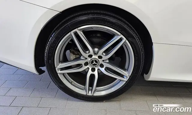 Mercedes-Benz E-Class 2018 1.9 автомат (гидро), миниатюра 5 Mercedes-Benz E-Class 2018 1.9 автомат (гидро), миниатюра 5