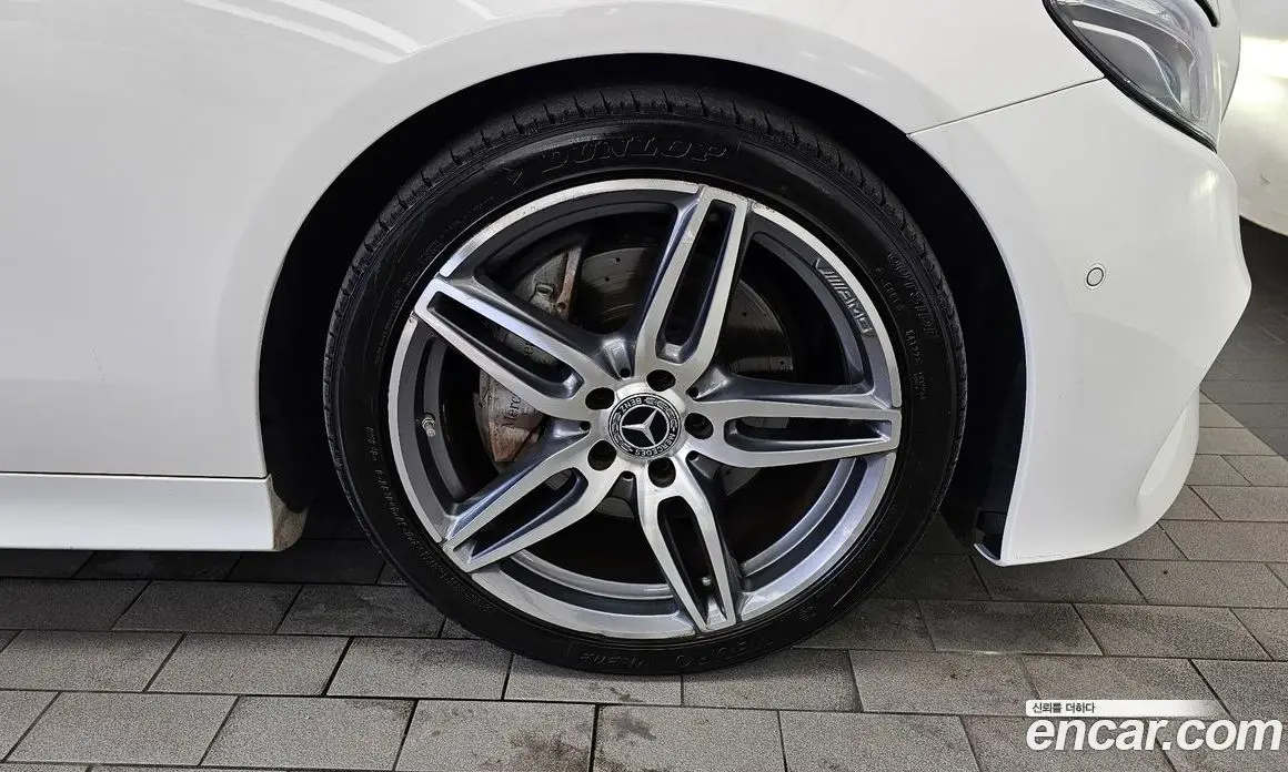 Mercedes-Benz E-Class 2018 1.9 автомат (гидро), фото 7 Mercedes-Benz E-Class 2018 1.9 автомат (гидро), фото 7